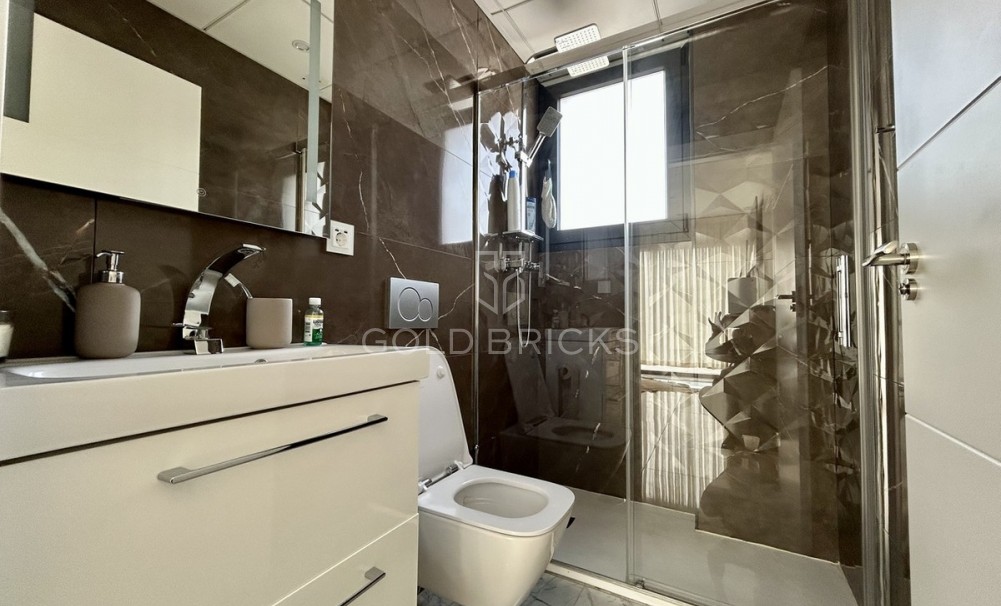 Wederverkoop ·  · Orihuela · Los Balcones