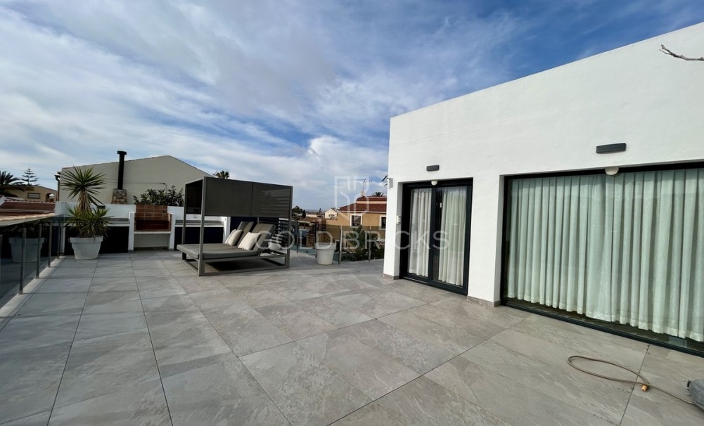 Wederverkoop ·  · Orihuela · Los Balcones