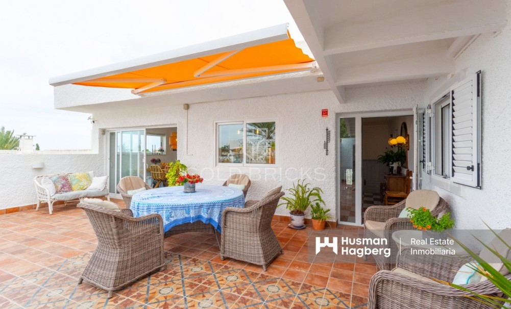 Återförsäljning ·  · Torrevieja · La Mata