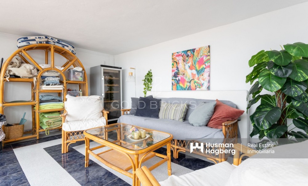 Återförsäljning ·  · Torrevieja · La Mata