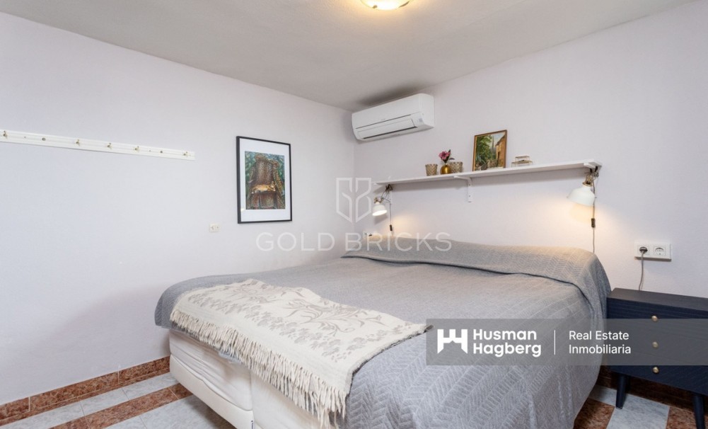 Återförsäljning ·  · Torrevieja · La Mata