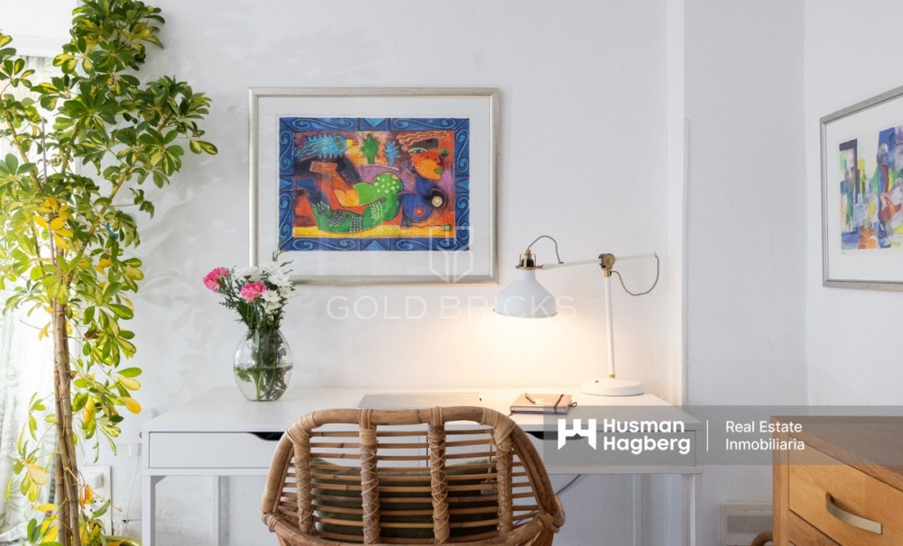 Återförsäljning ·  · Torrevieja · La Mata