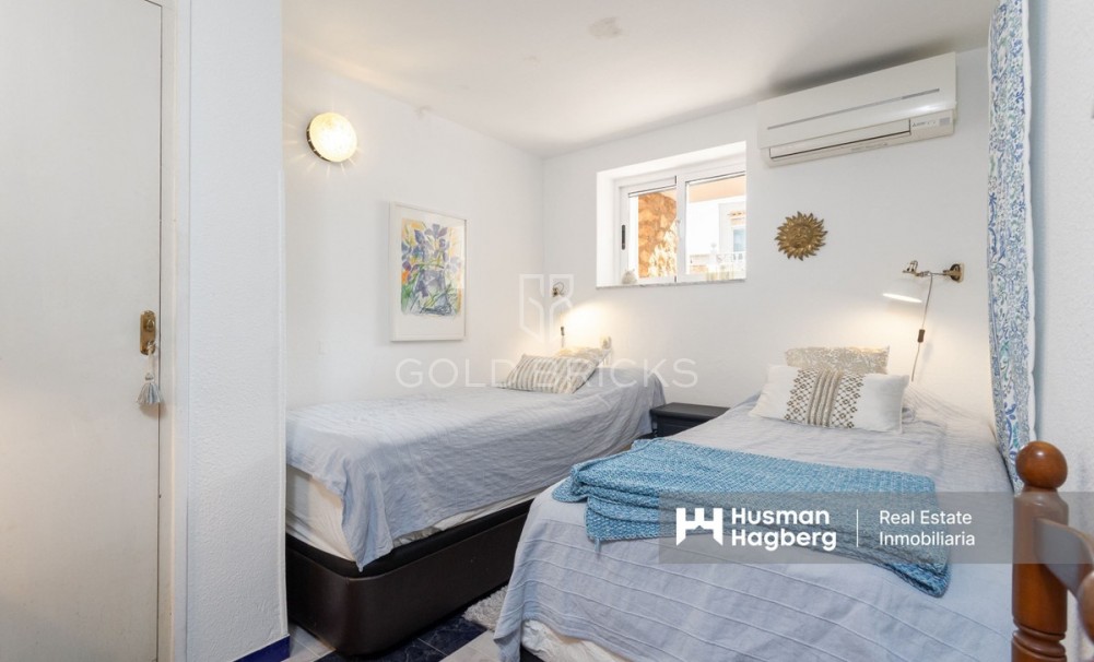 Återförsäljning ·  · Torrevieja · La Mata