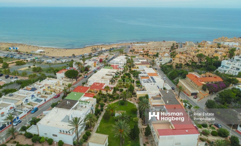 Återförsäljning ·  · Torrevieja · La Mata