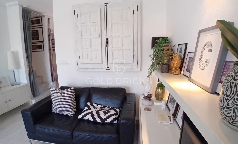 Wederverkoop ·  · Algorfa · La finca golf