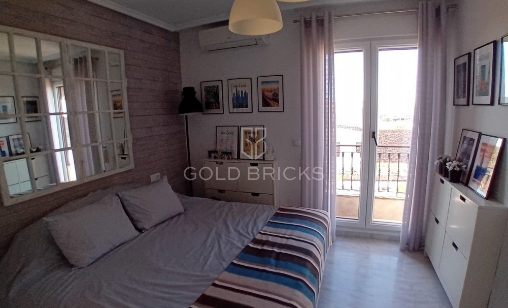 Wederverkoop ·  · Algorfa · La finca golf