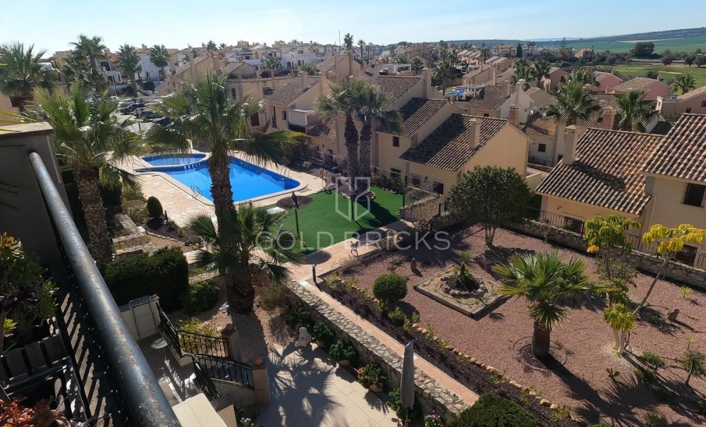 Wederverkoop ·  · Algorfa · La finca golf