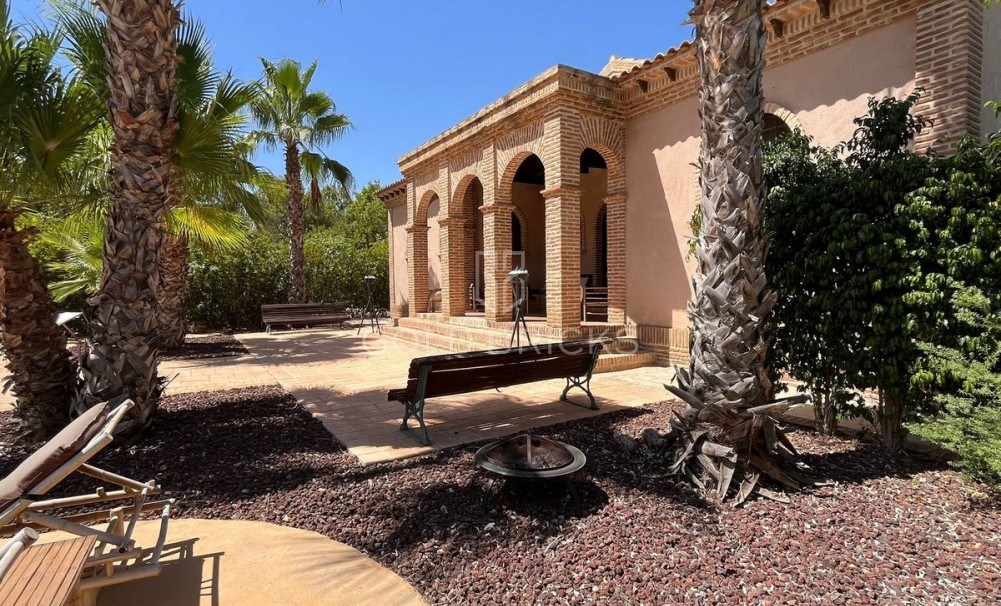 Wederverkoop ·  · Elche · Torrellano