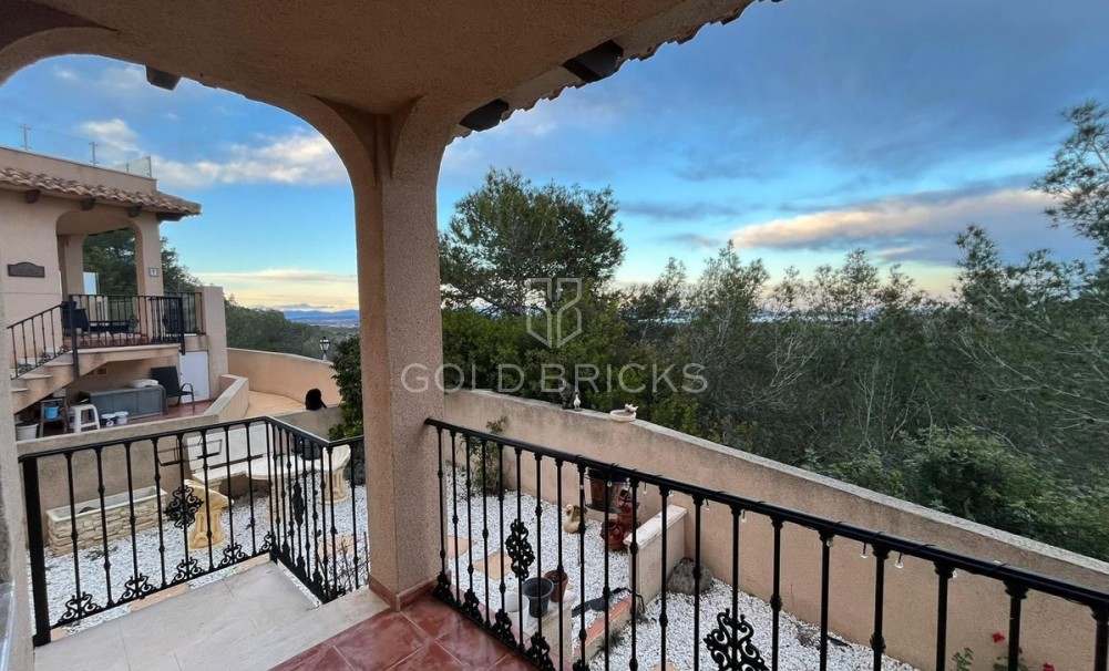 Wederverkoop ·  · Orihuela · Villamartin