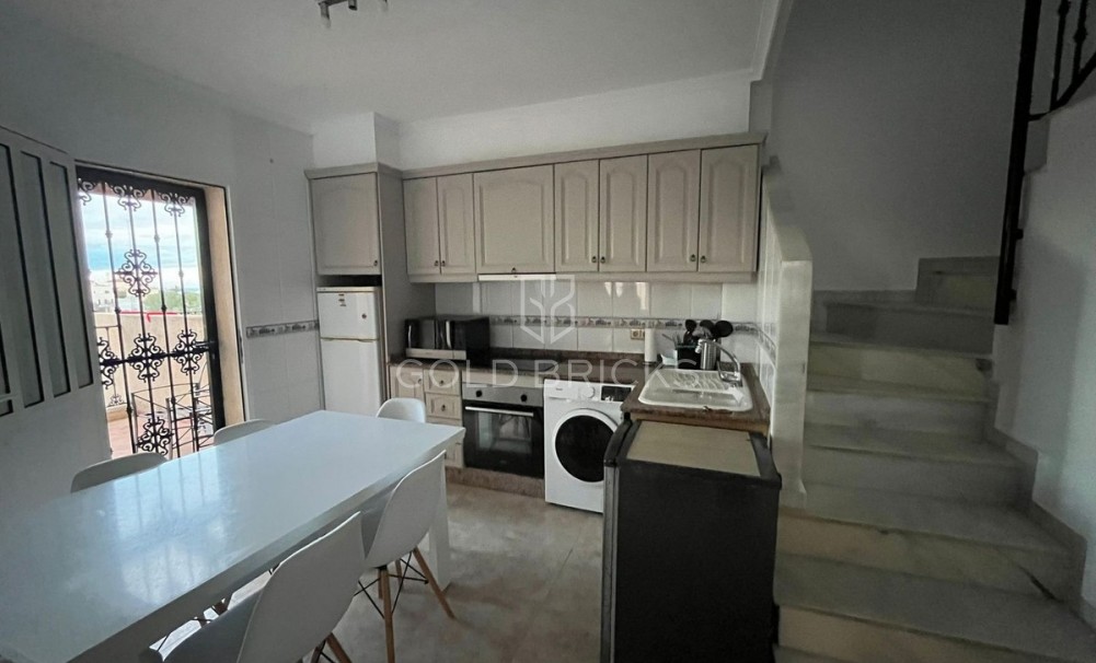 Wederverkoop ·  · Orihuela · Villamartin