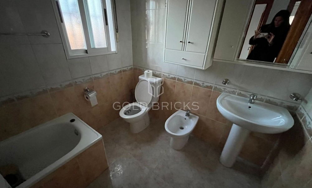 Wederverkoop ·  · Orihuela · Villamartin