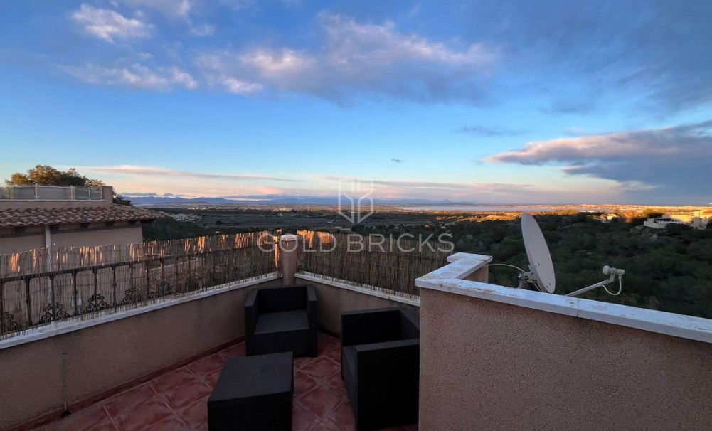 Wederverkoop ·  · Orihuela · Villamartin