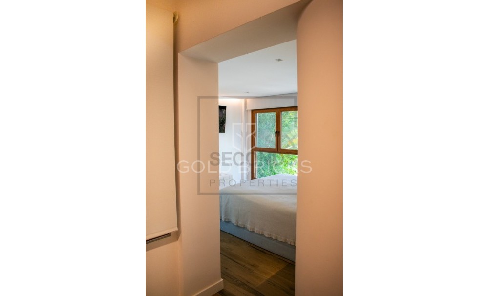 Wederverkoop ·  · Algorfa · Algorfa Centro