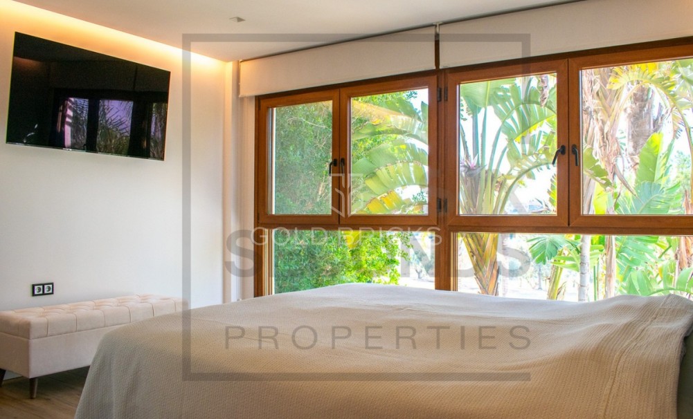 Wederverkoop ·  · Algorfa · Algorfa Centro