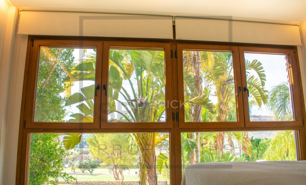 Wederverkoop ·  · Algorfa · Algorfa Centro