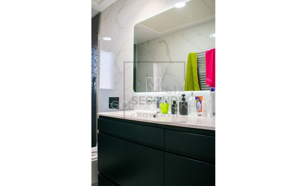 Wederverkoop ·  · Algorfa · Algorfa Centro