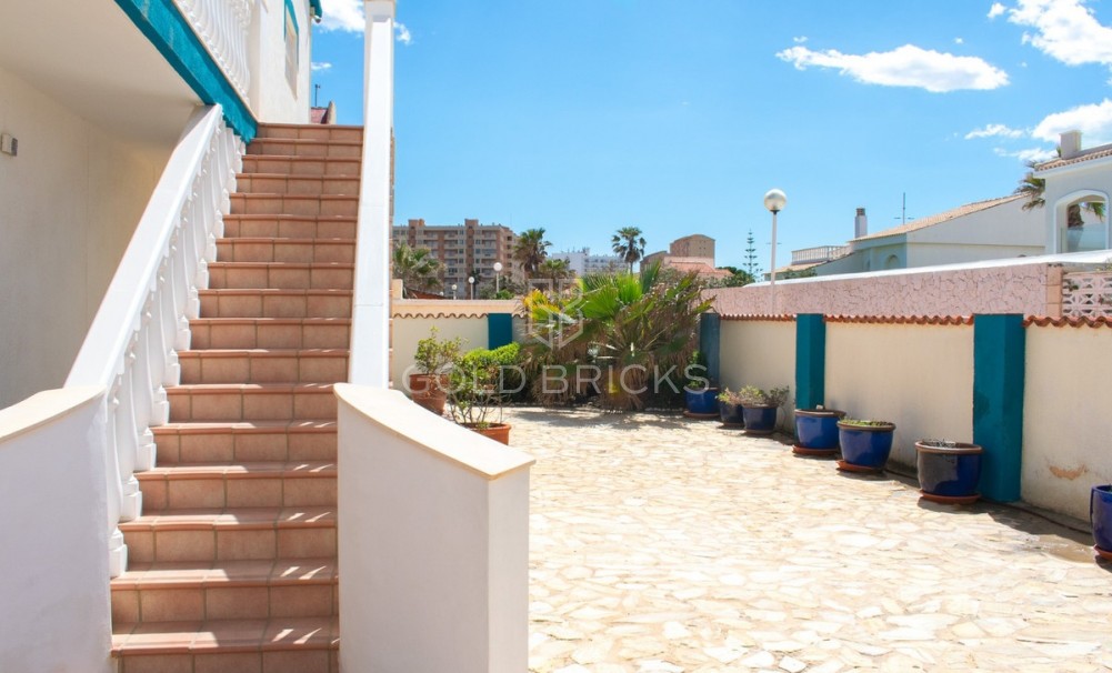 Wederverkoop ·  · San Javier · La Manga Del Mar Menor