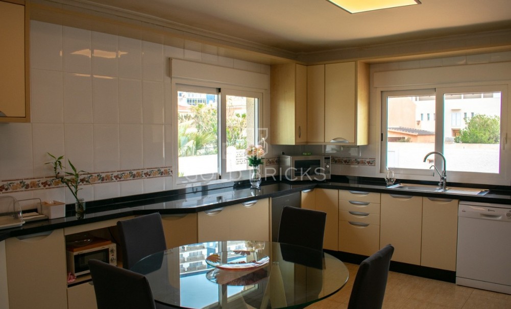 Wederverkoop ·  · San Javier · La Manga Del Mar Menor