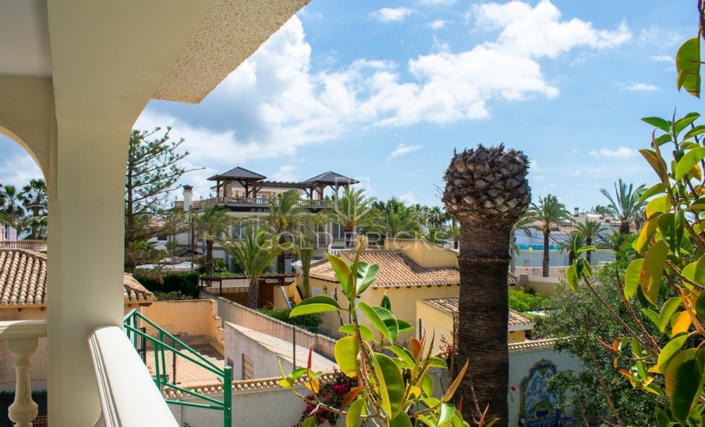 Wederverkoop ·  · Orihuela · Orihuela Costa