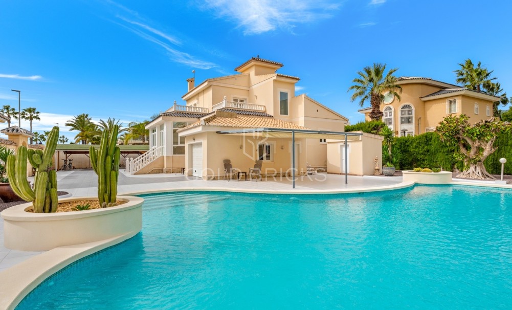 Återförsäljning · Villa · Ciudad Quesada - Rojales