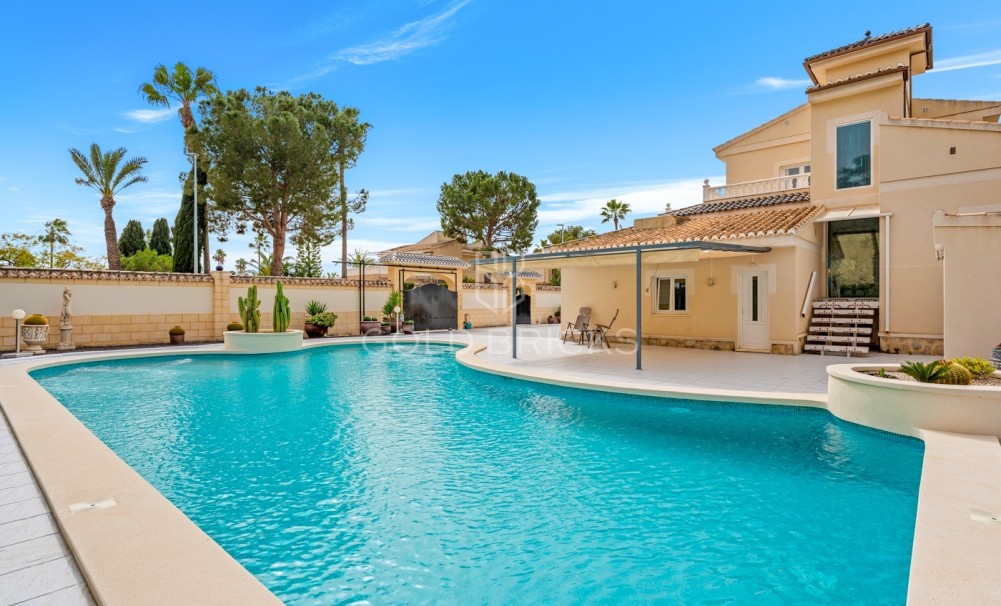 Återförsäljning · Villa · Ciudad Quesada - Rojales