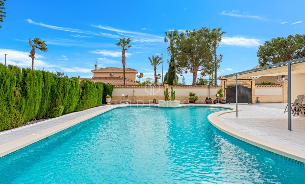 Återförsäljning · Villa · Ciudad Quesada - Rojales