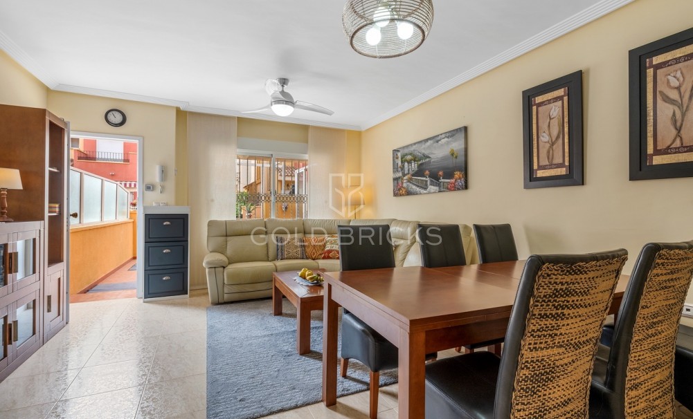 Wederverkoop · Adosado · Orihuela Costa · Villamartín