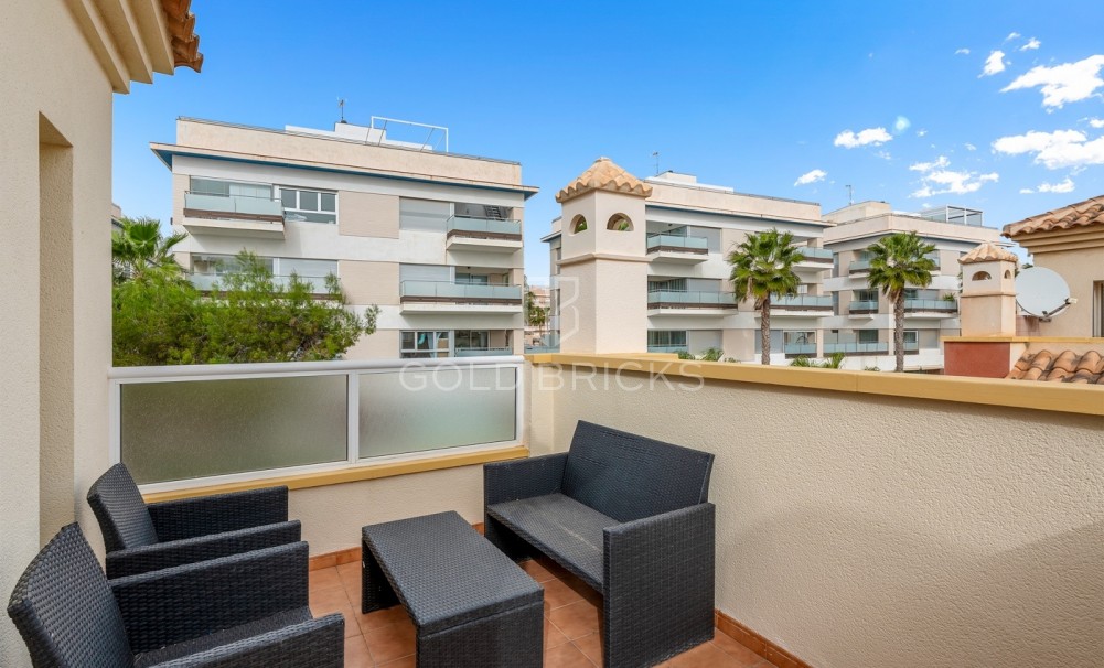 Wederverkoop · Adosado · Orihuela Costa · Villamartín