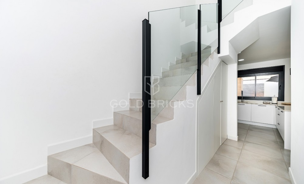 Resale · Villa · Los Montesinos