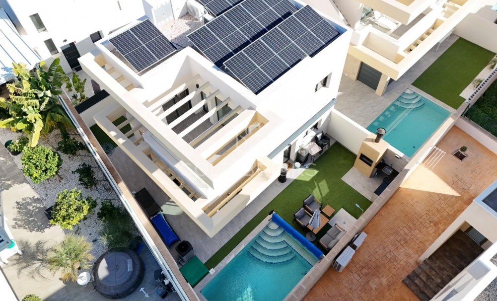 Resale · Villa · Los Montesinos