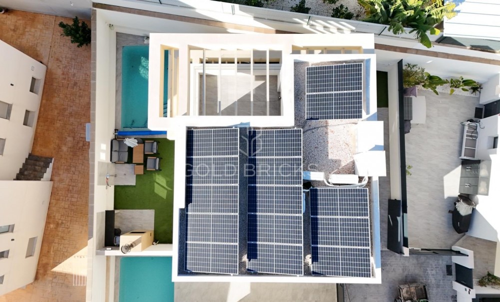 Resale · Villa · Los Montesinos