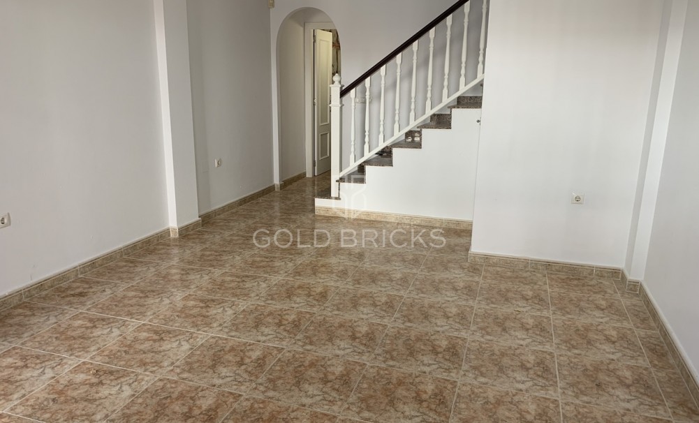 Återförsäljning · Stadshus · Punta Prima