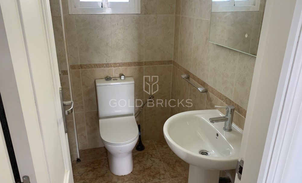 Återförsäljning · Stadshus · Punta Prima