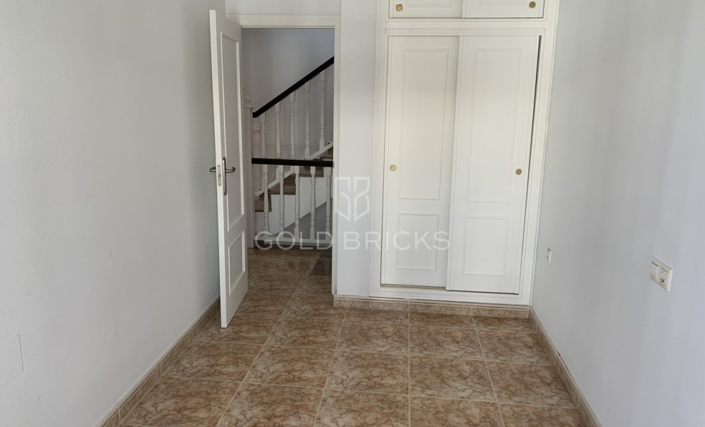 Återförsäljning · Stadshus · Punta Prima