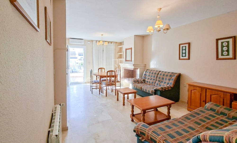 Resale · Stadthaus · Villamartín