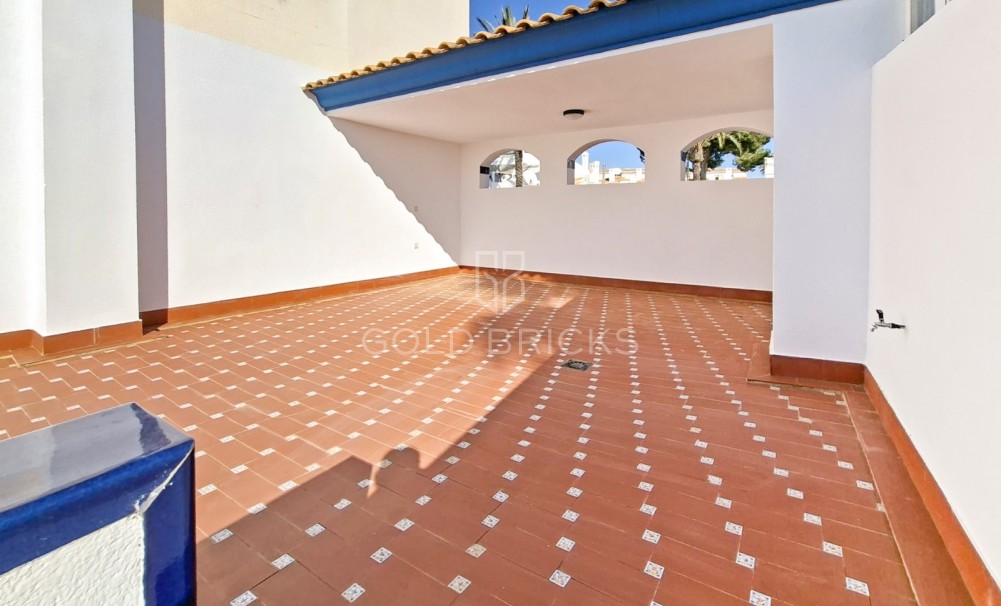 Resale · Stadthaus · Villamartín