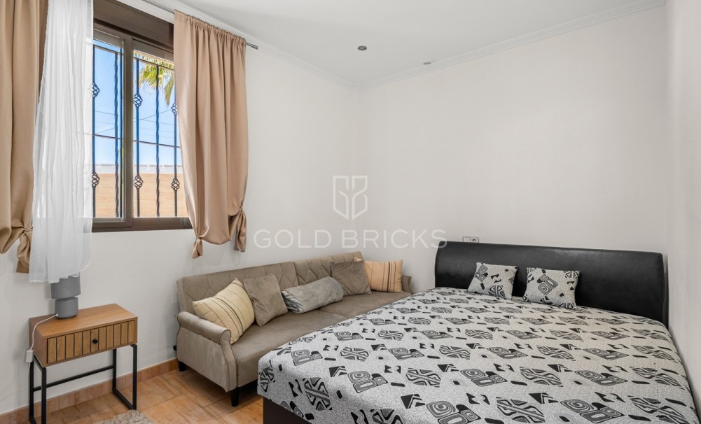 Wederverkoop · Landgoed · Crevillente