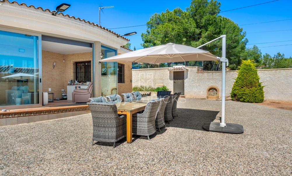 Wederverkoop · Landgoed · Crevillente