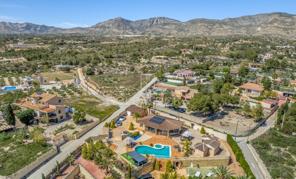 Wederverkoop · Landgoed · Crevillente