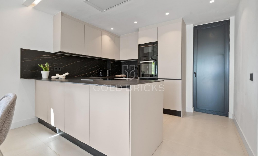 New Build · Apartment · Estepona · El Paraíso