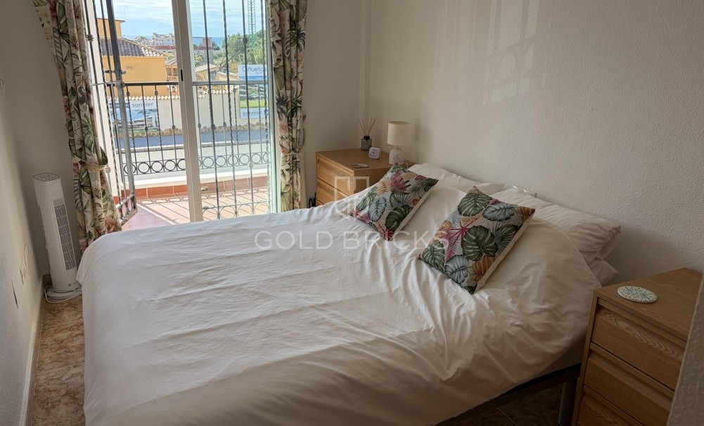 Revente · Maison de ville · Punta Prima