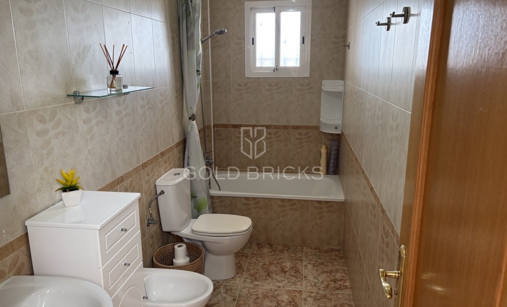 Revente · Maison de ville · Punta Prima