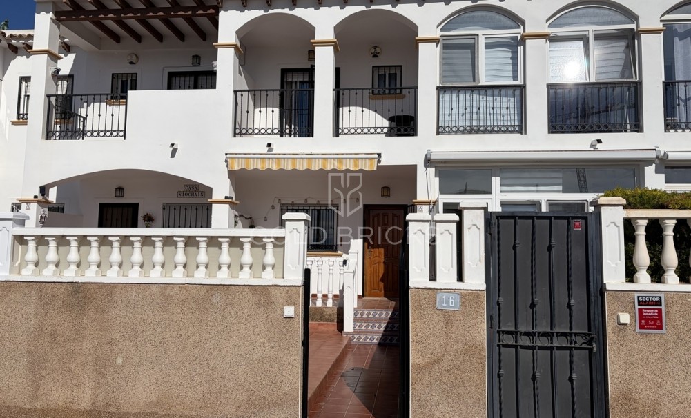 Revente · Maison de ville · Punta Prima