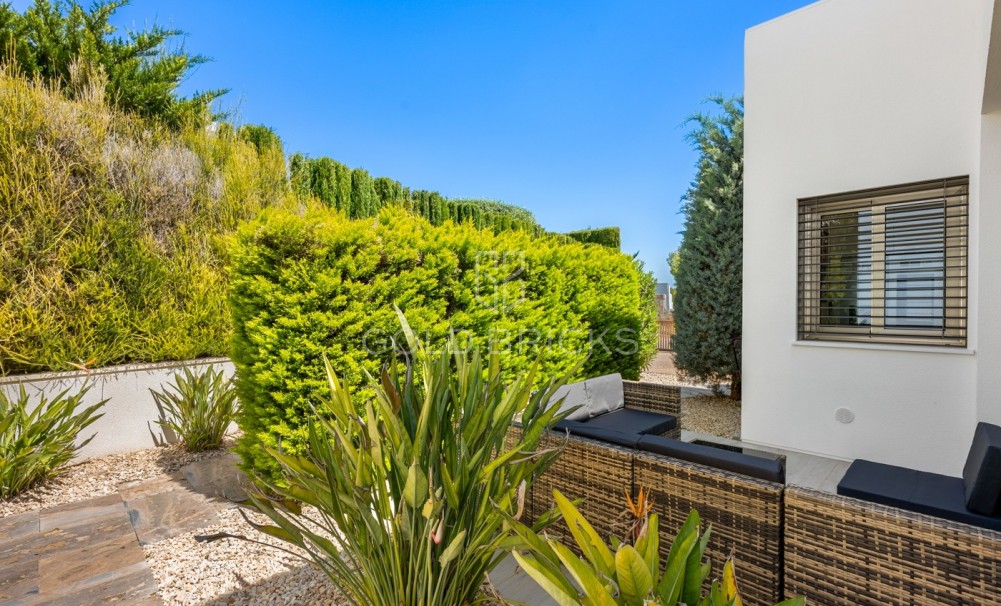 Sale · Detached Villa · Las Colinas Golf Resort