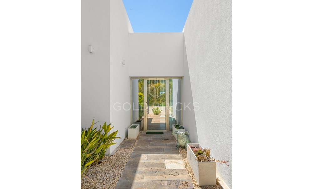 Sale · Detached Villa · Las Colinas Golf Resort