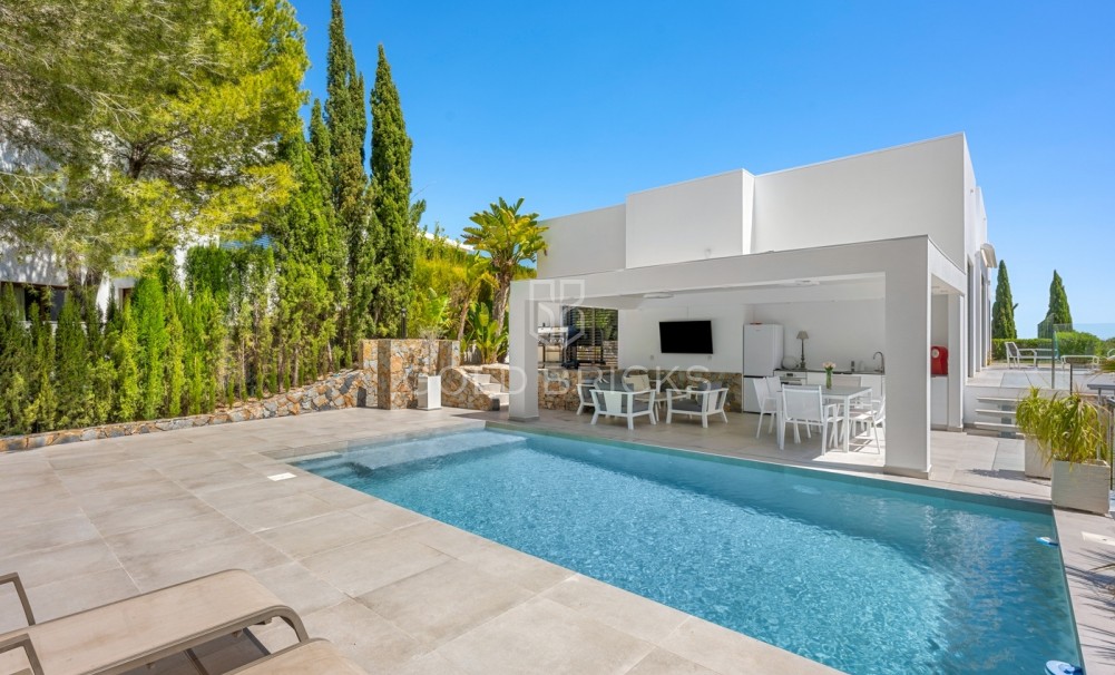 Sale · Detached Villa · Las Colinas Golf Resort