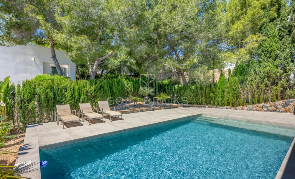 Sale · Detached Villa · Las Colinas Golf Resort