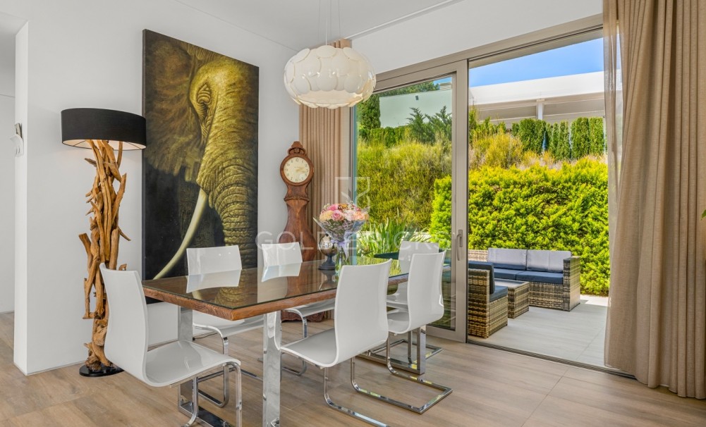 Sale · Detached Villa · Las Colinas Golf Resort