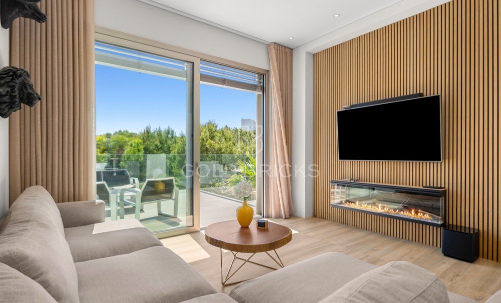 Sale · Detached Villa · Las Colinas Golf Resort