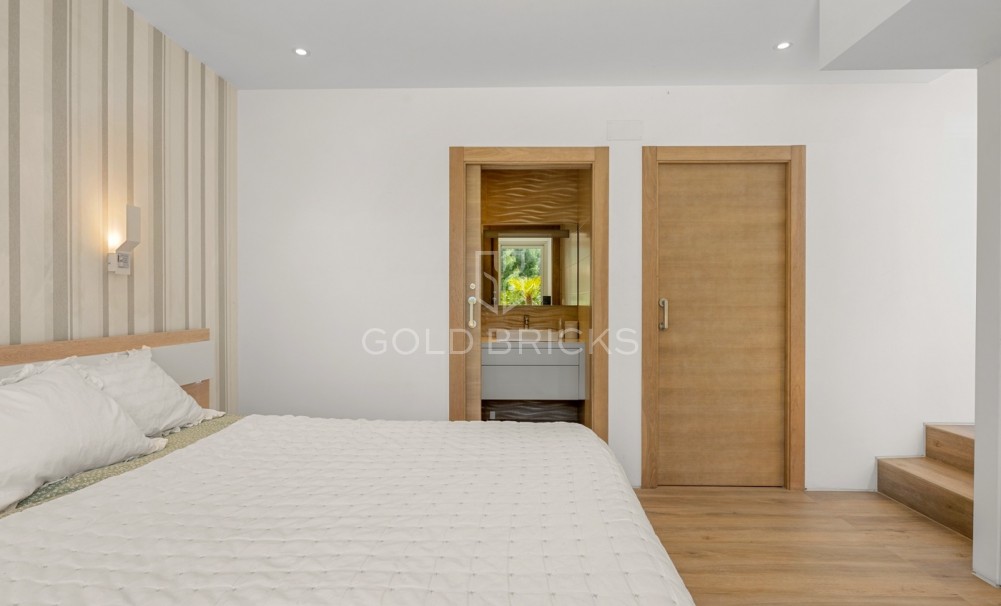 Sale · Detached Villa · Las Colinas Golf Resort